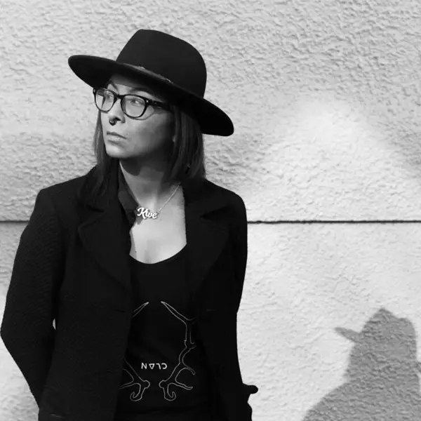 Nadya Kwandibens bio 2 Nadya Kwandibens bio